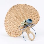 Paipay hoja de palma adornado flor azul 13x14cm.(aprox)