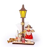 Figura Angelita y farola con 5 minifruits, altura 22,6cm